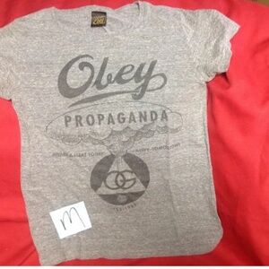 OBEY tshirt